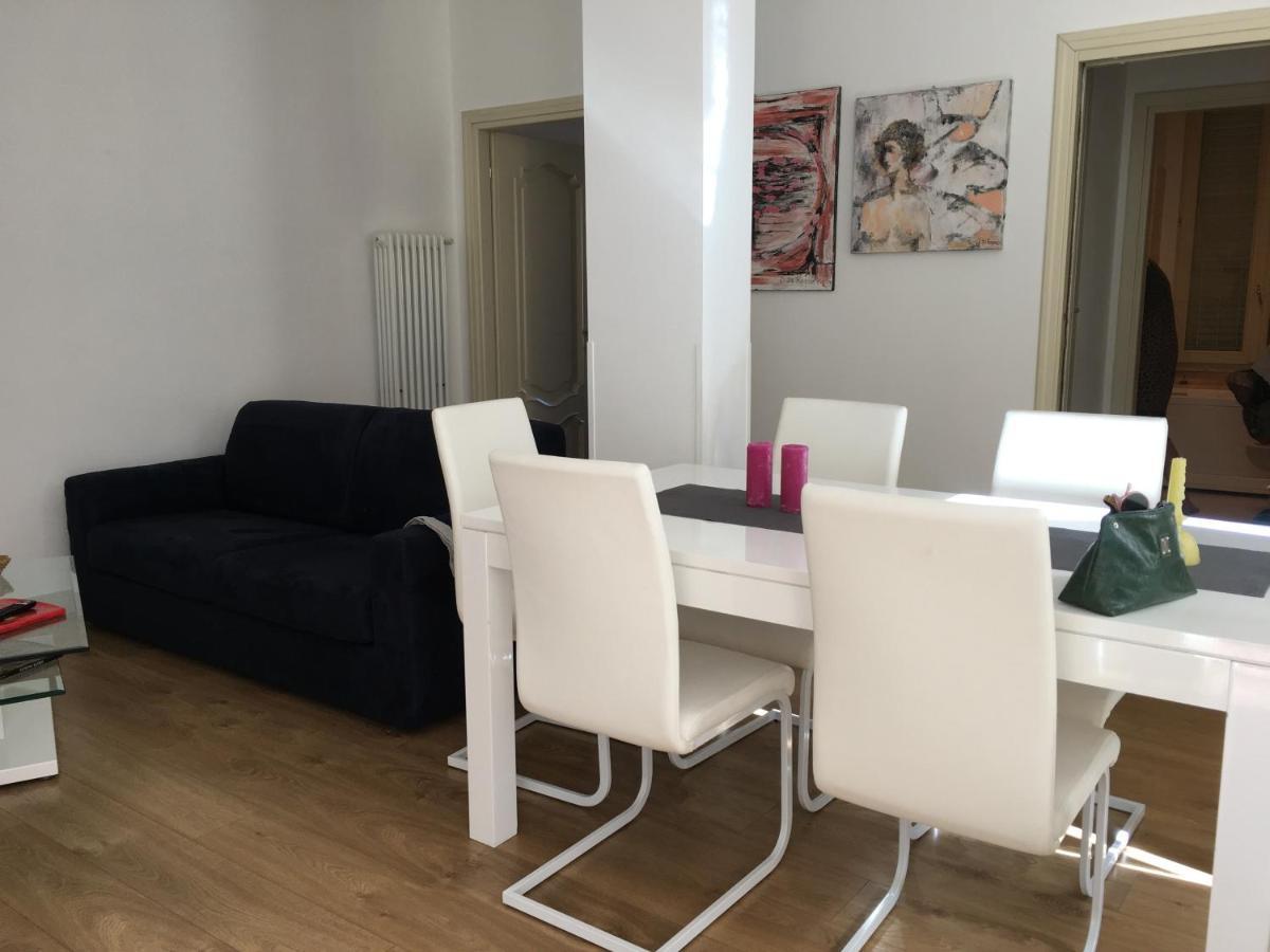 Rome Accomodation Bagian luar foto